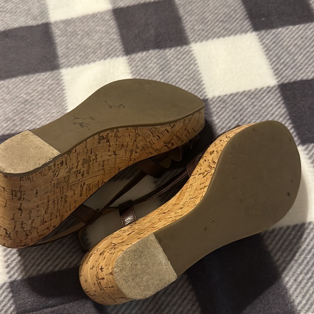 Brown platforms - Picture 5 of 5